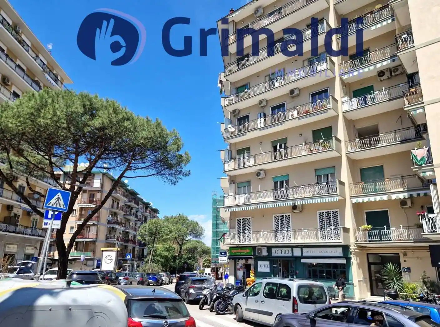Appartamento in vendita a Napoli