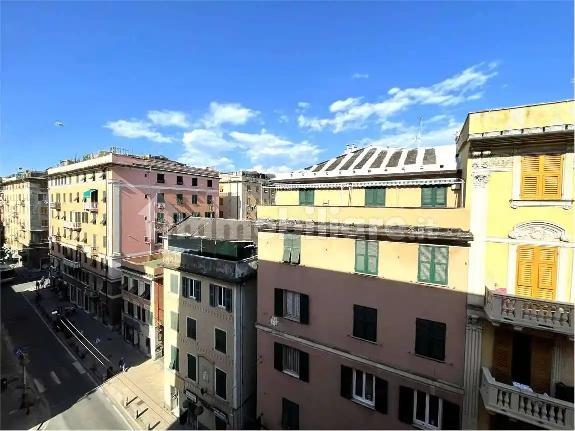 Appartamento in vendita a Genova