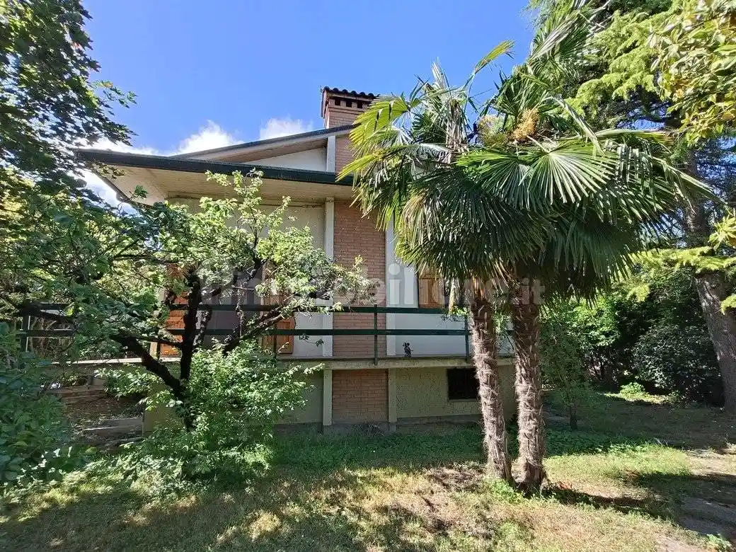 Villa in vendita a Lugo