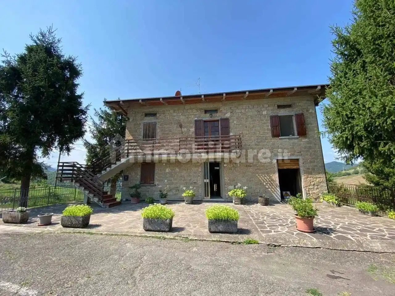 Villa in vendita a Castelnovo Ne' Monti