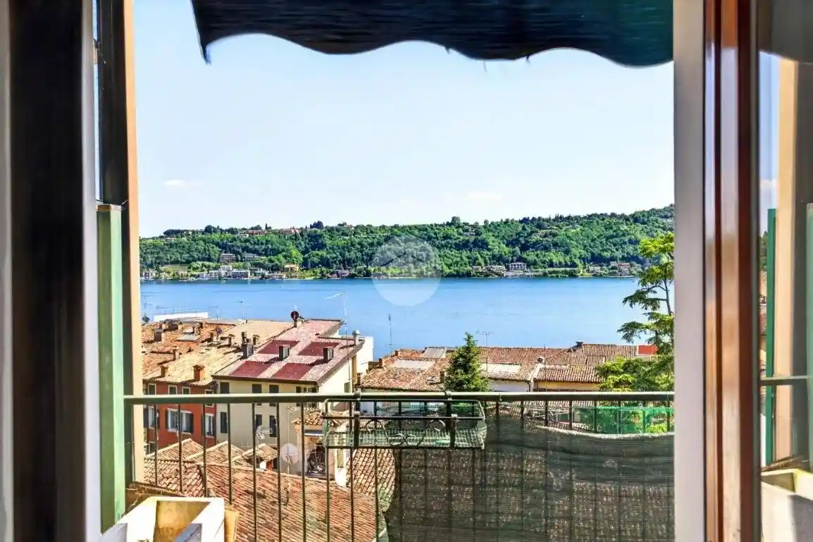 Appartamento in affitto a Salò