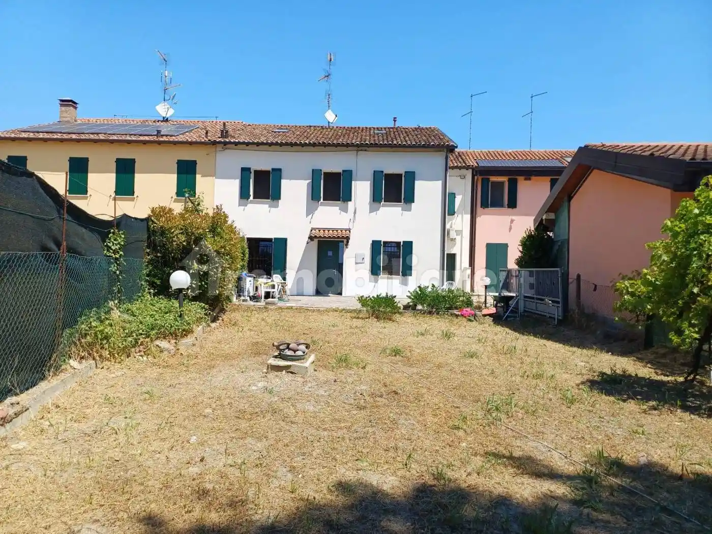 Villa in vendita a Mirandola