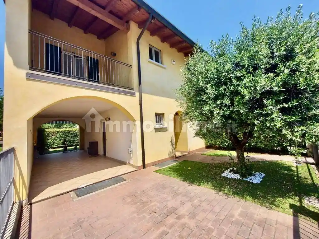 Villa in vendita a Paitone
