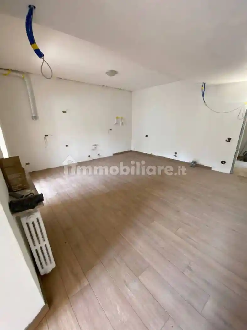 Appartamento in vendita a Montegrino Valtravaglia