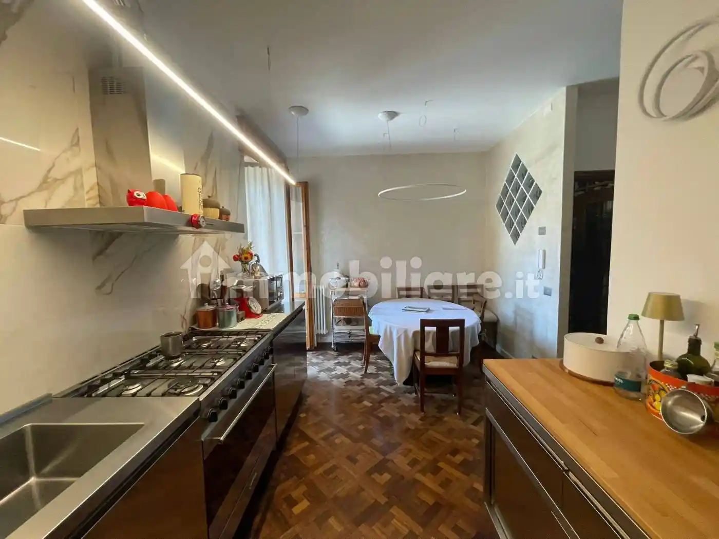 Appartamento in vendita a Piacenza