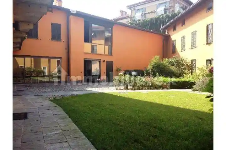 Appartamento in vendita a Imbersago
