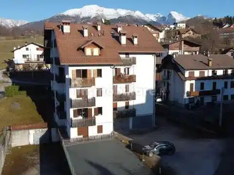 Appartamento in vendita a Alpago