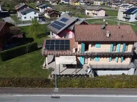Villa in vendita a Limana