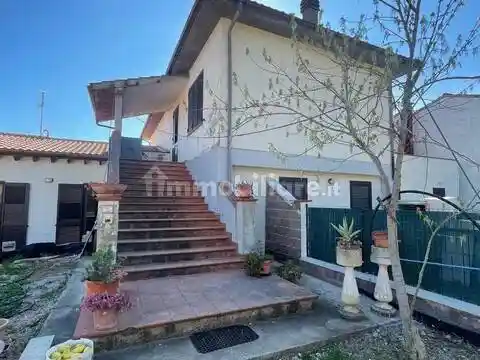 Villa in vendita a Campiglia Marittima