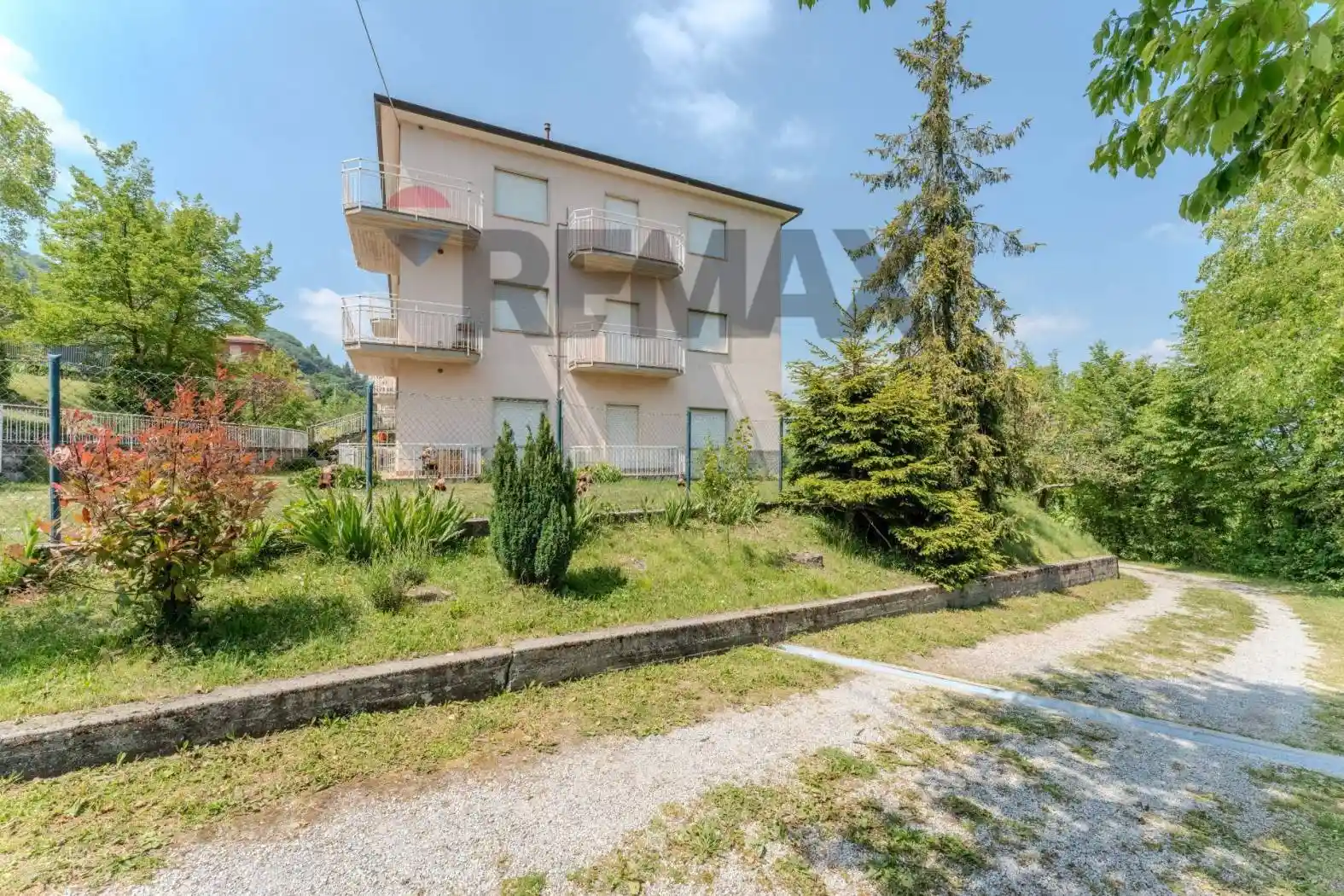 Appartamento in vendita a Roncola