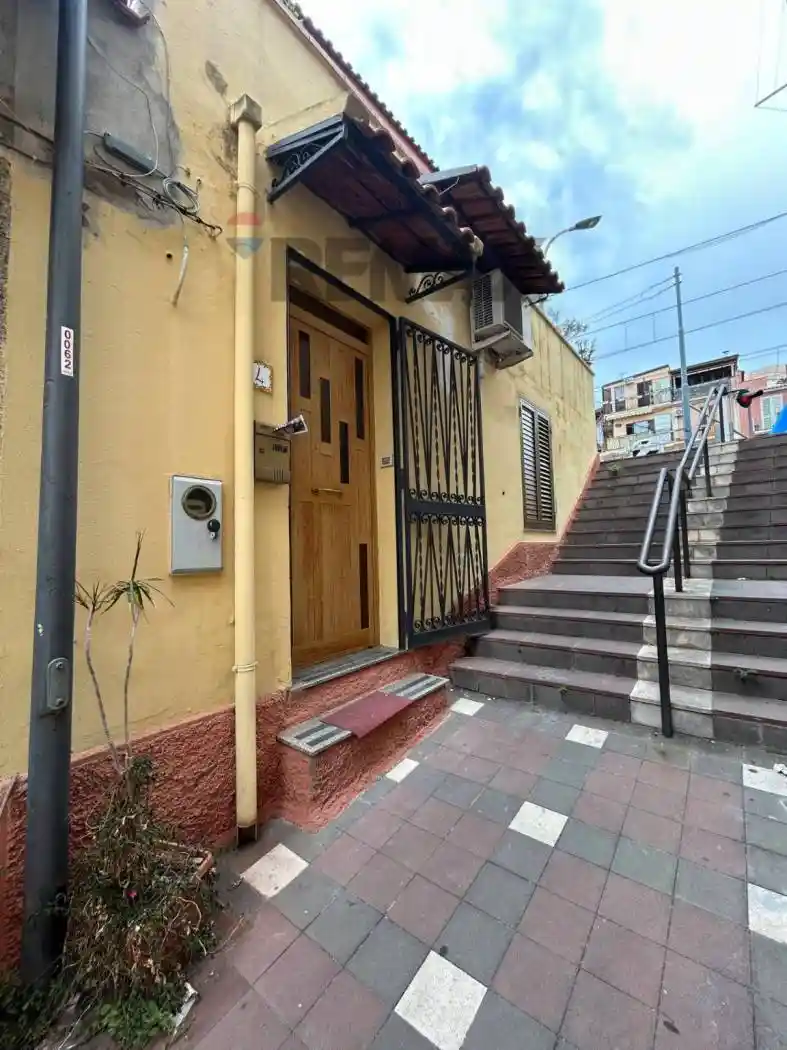 Appartamento in vendita a Roccalumera