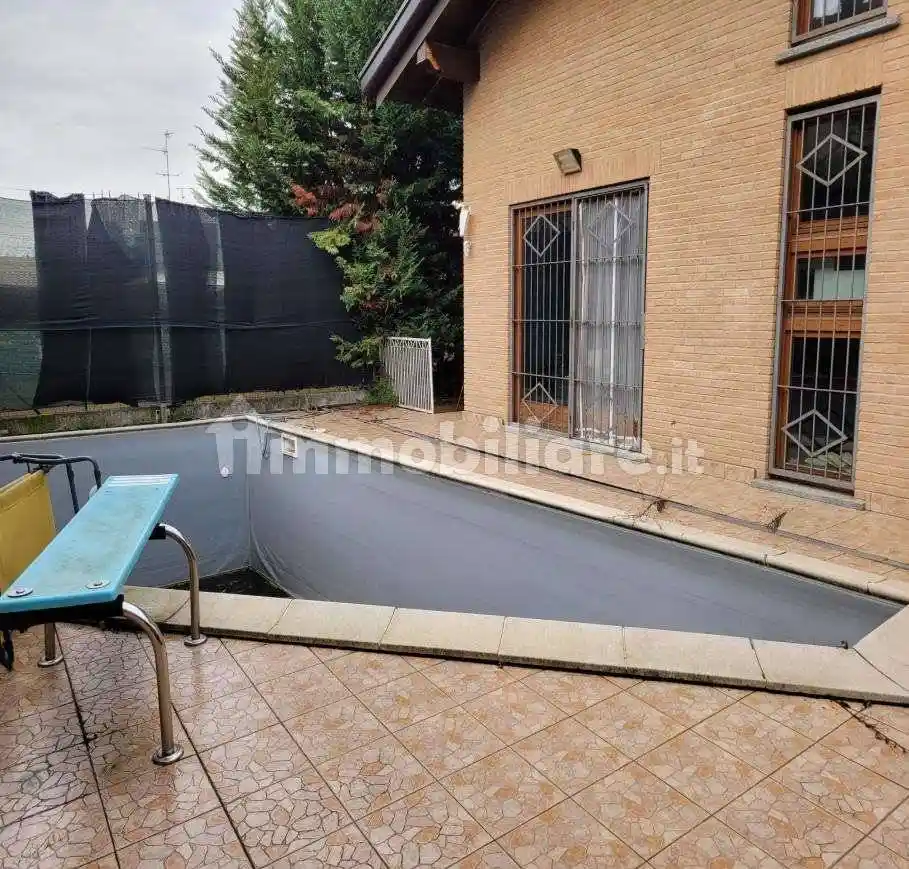 Villetta a schiera in vendita a Bregnano