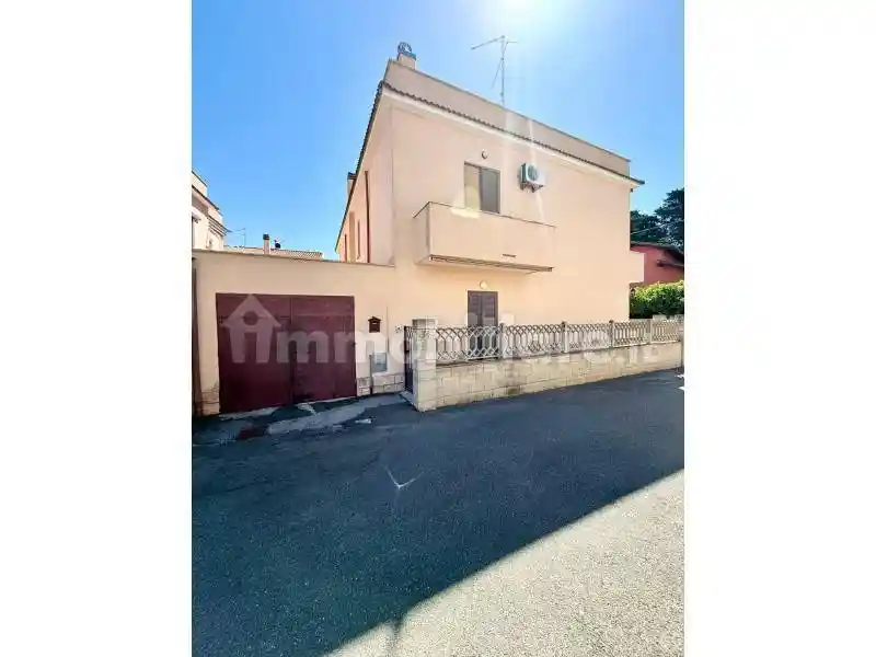 Appartamento in vendita a Nettuno