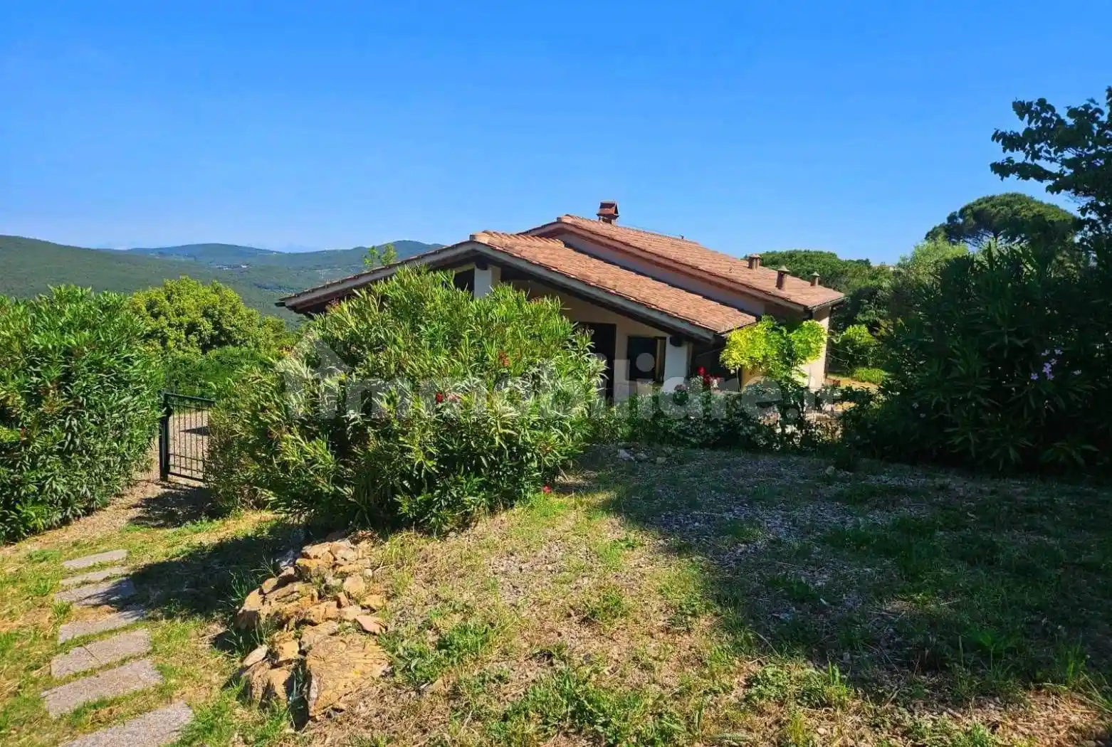 Villa in vendita a Rosignano Marittimo