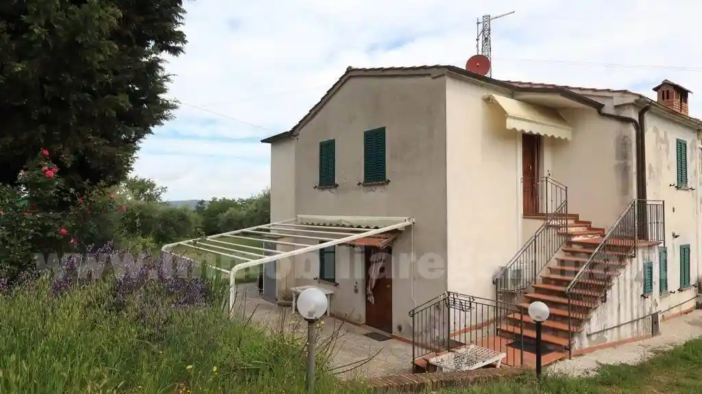 Villa in vendita a Sarteano