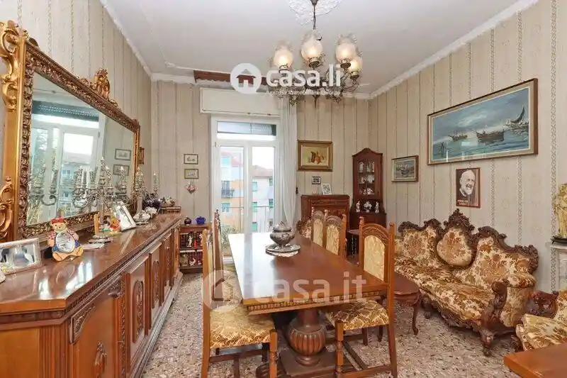 Appartamento in vendita a Livorno