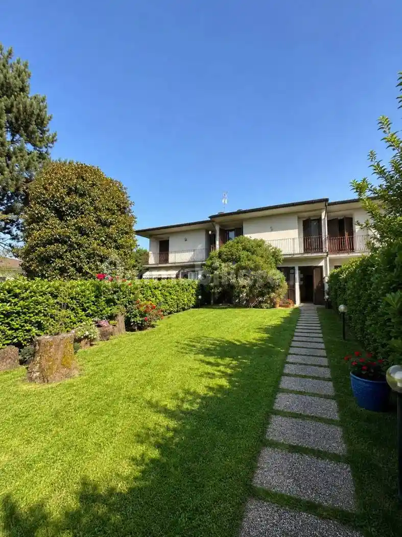 Villetta a schiera in vendita a Cantù
