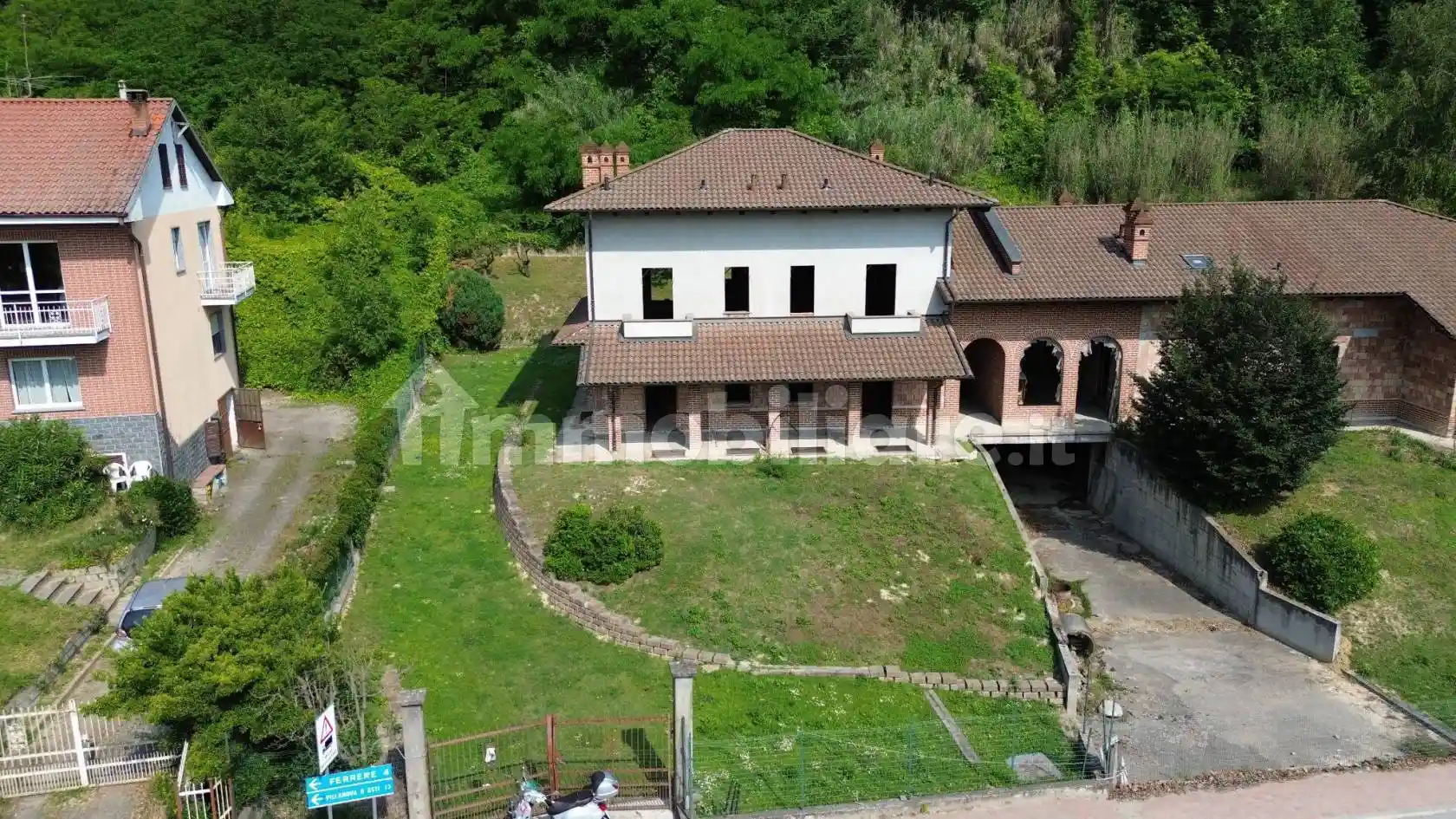 Villa in vendita a San Damiano d'Asti