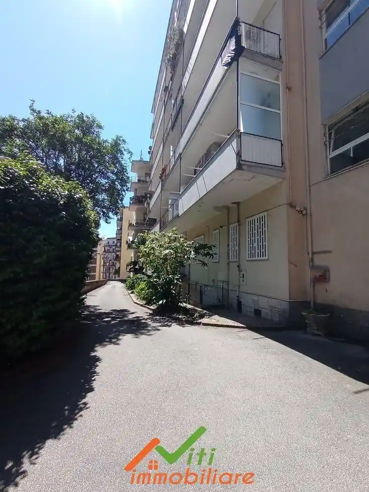 Appartamento in affitto a Napoli