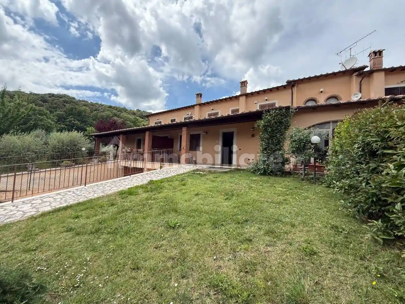 Villetta a schiera - foto 2