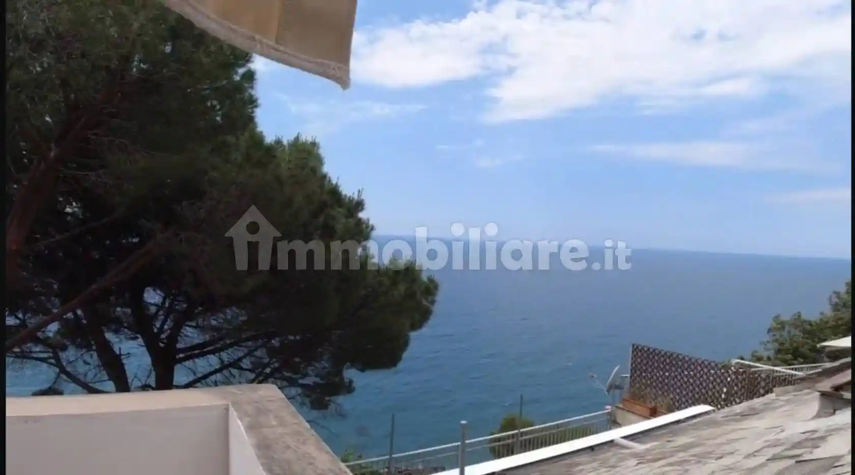 Appartamento in affitto a Framura