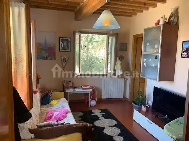 Appartamento in vendita a Calci