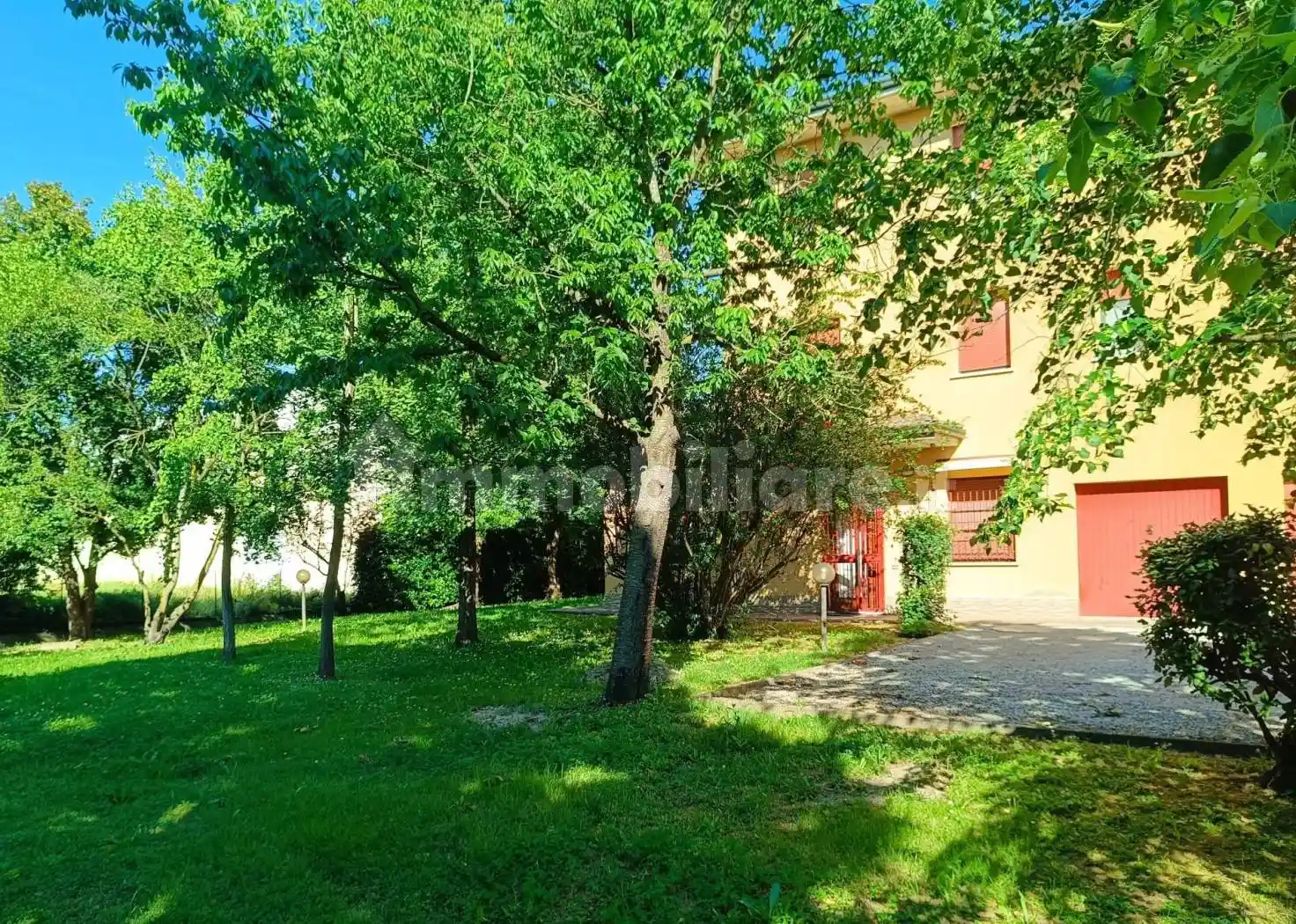 Appartamento in vendita a Cento