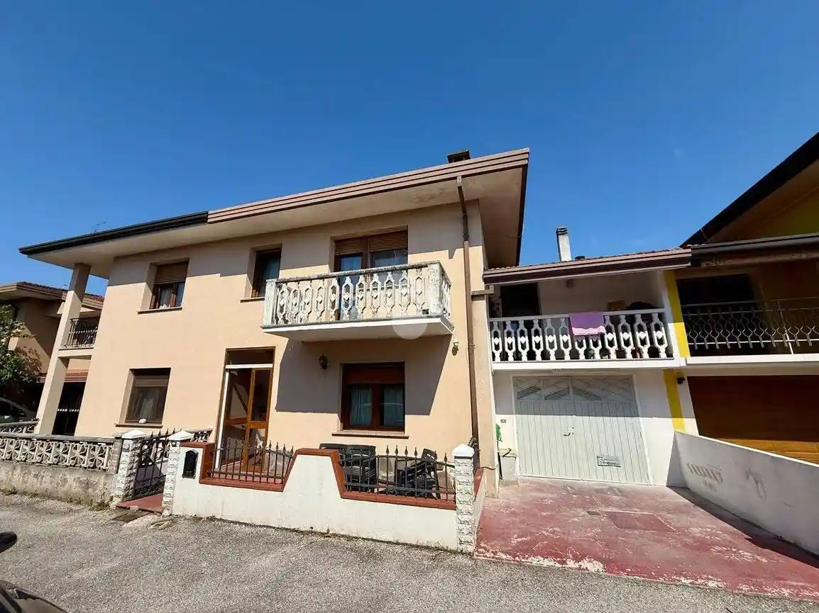 Villetta a schiera in vendita a Azzano Decimo