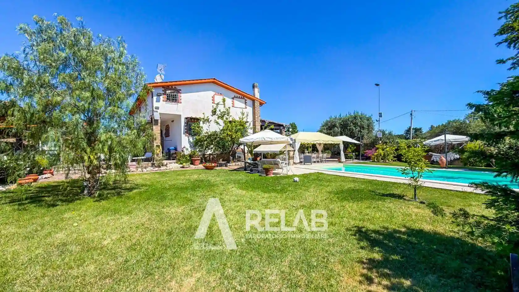 Villa - foto 3