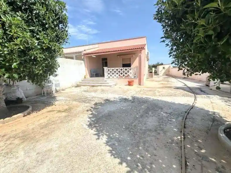 Casa indipendente in vendita a Manduria