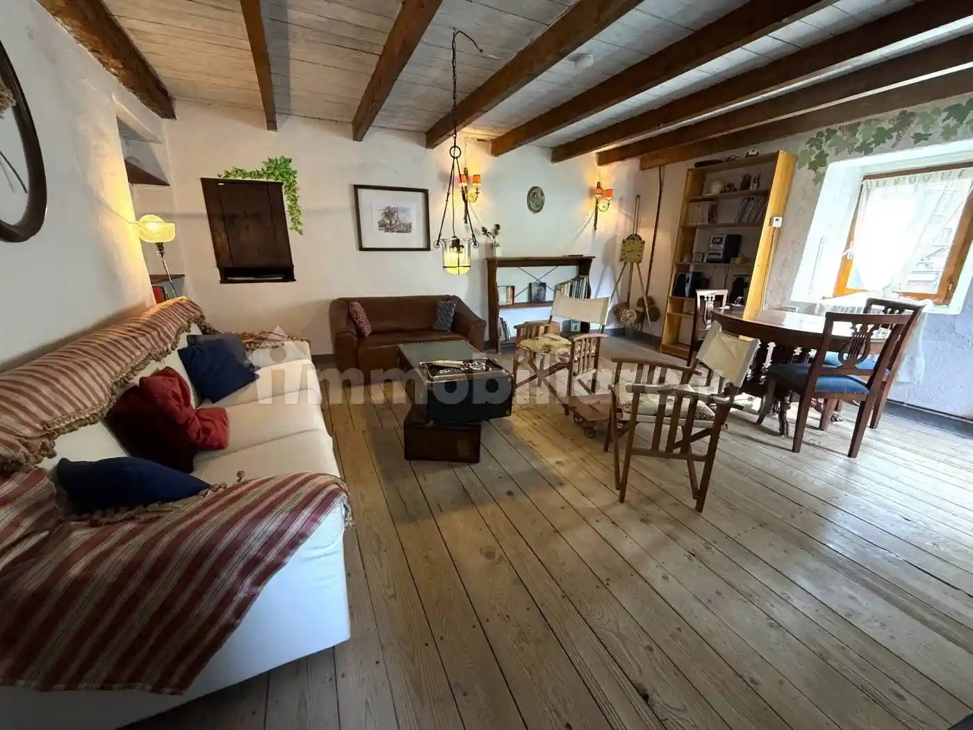 Casa indipendente in vendita a Buglio in Monte
