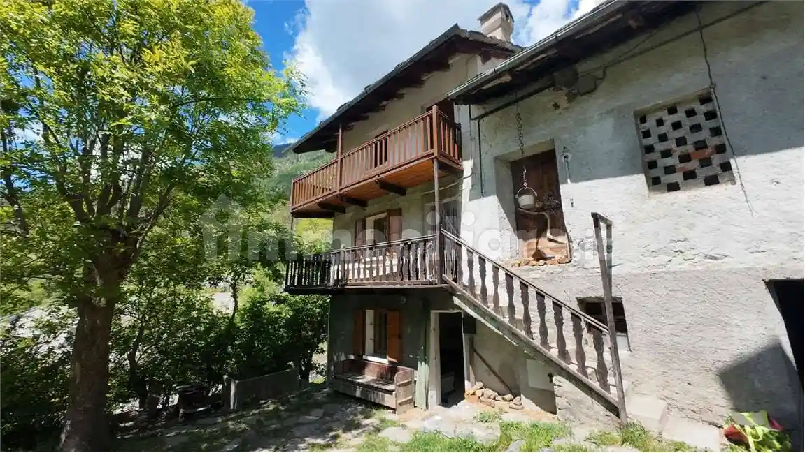 Casa indipendente in vendita a Oyace