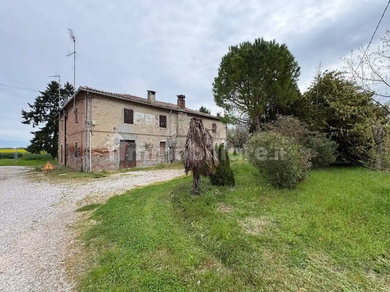 Rustico - Casale in vendita a Ferrara