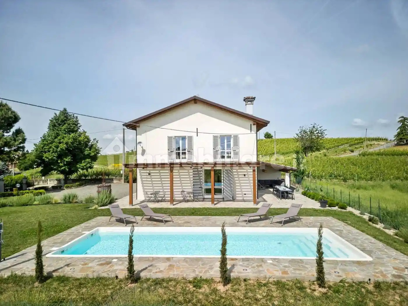 Villa in vendita a Nizza Monferrato