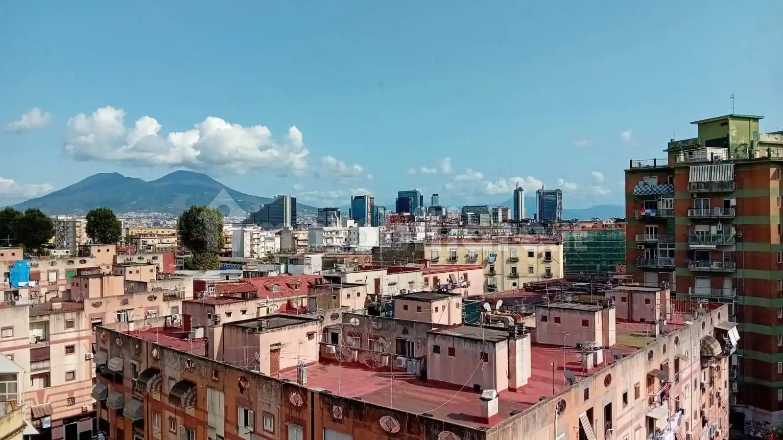Appartamento in vendita a Napoli