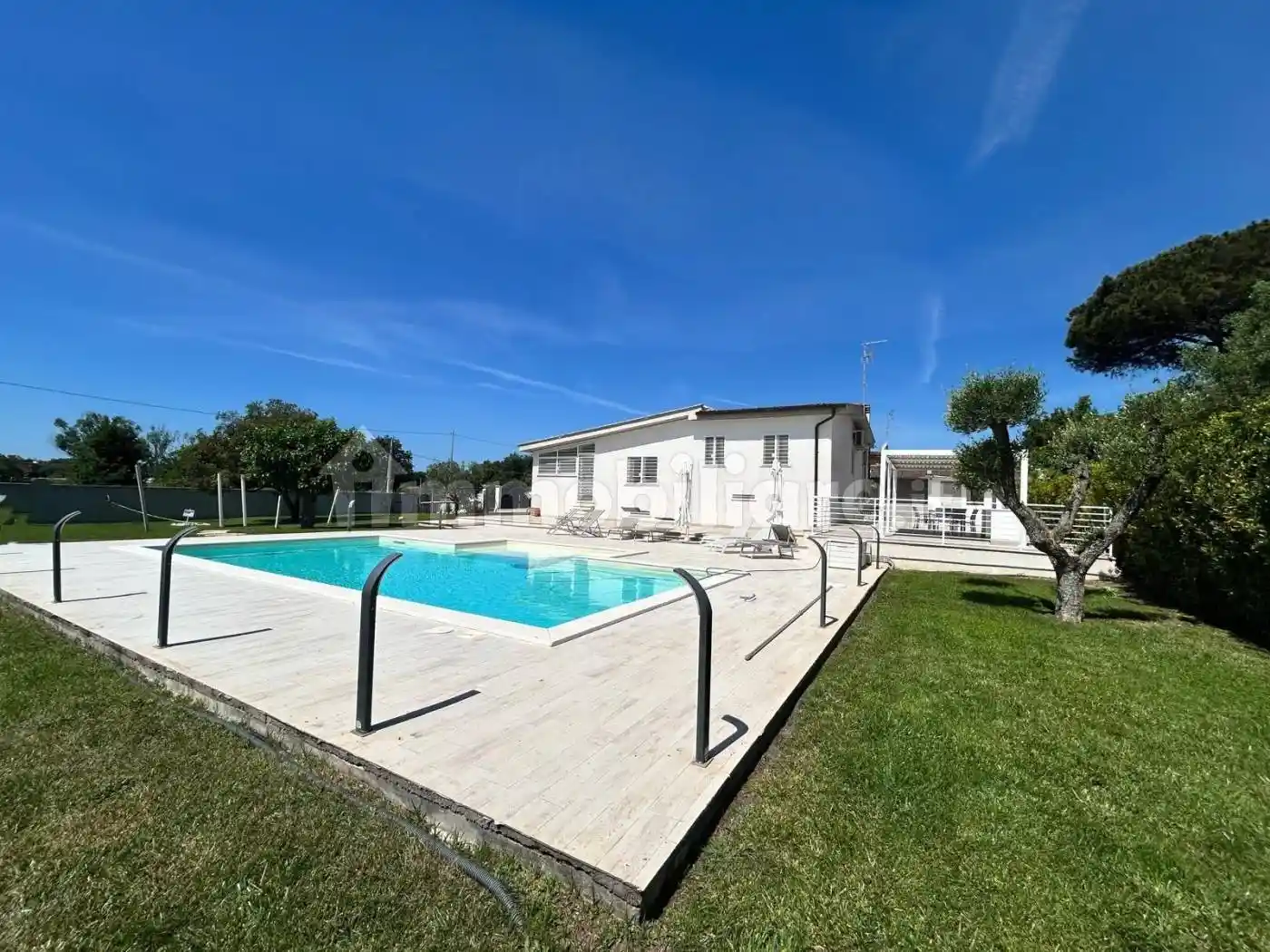 Villa in vendita a Ardea