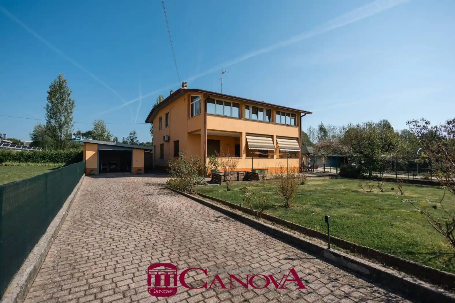 Villa in vendita a Cermenate