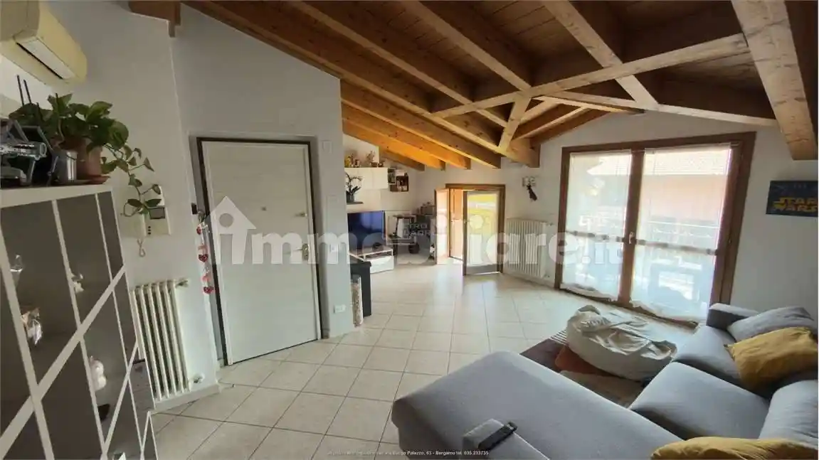 Appartamento in vendita a Albano Sant'Alessandro