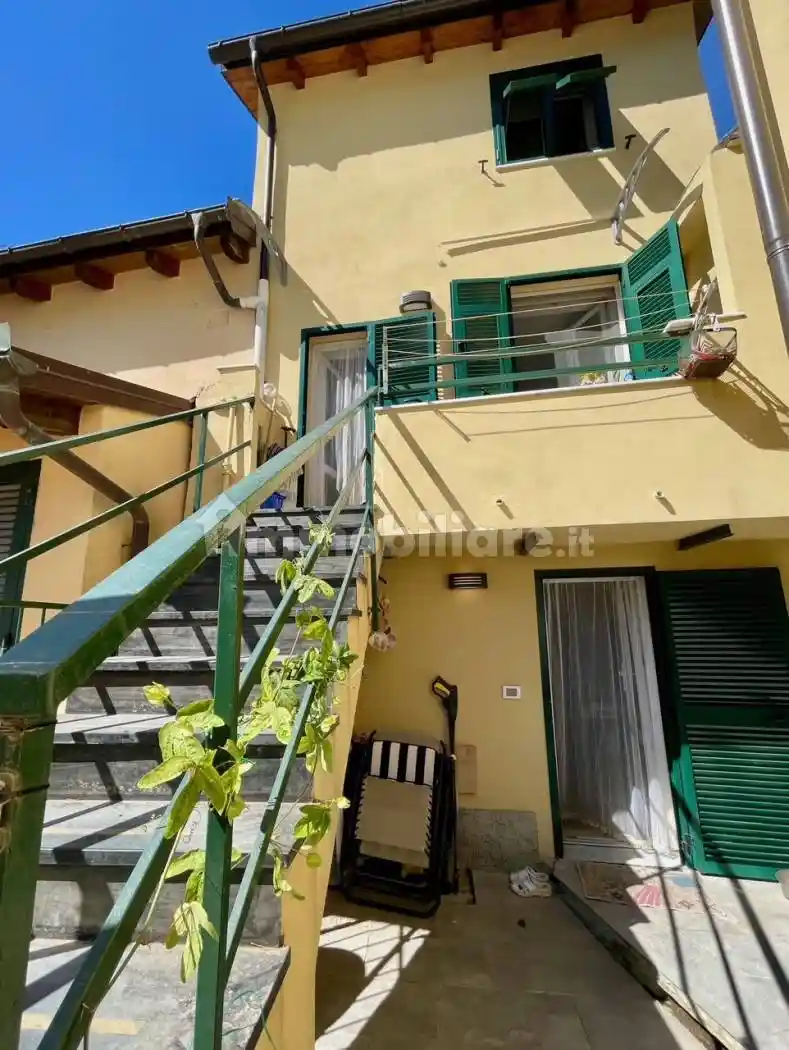 Casa indipendente in vendita a Genova