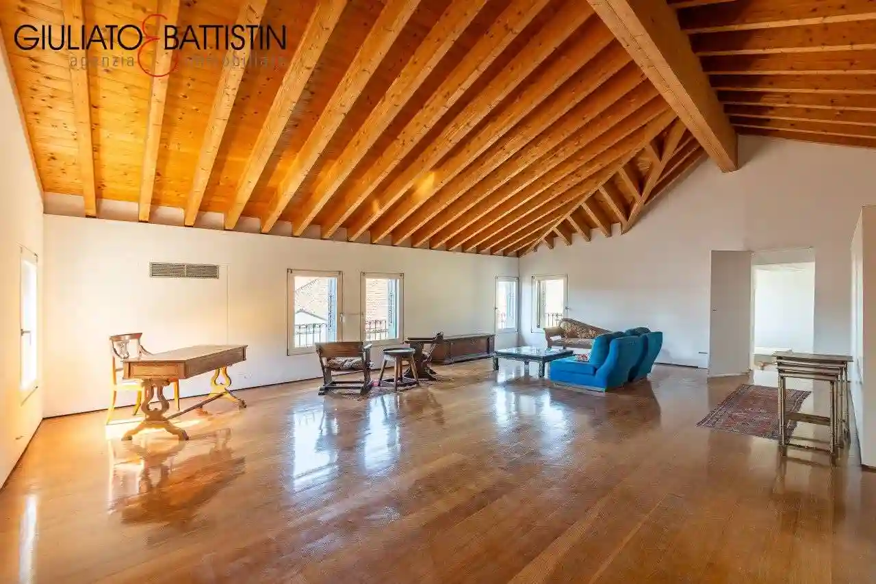 Loft - foto 2
