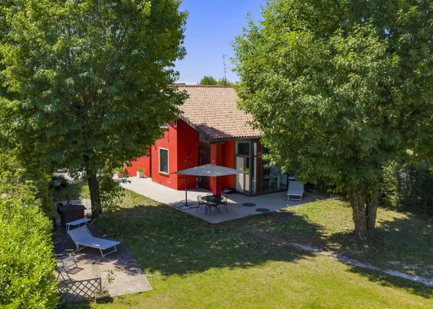 Villa - foto 2