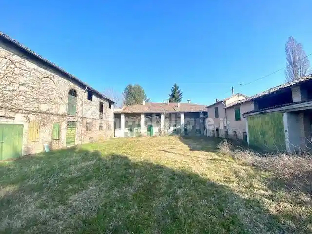 Rustico - Casale in vendita a Parma