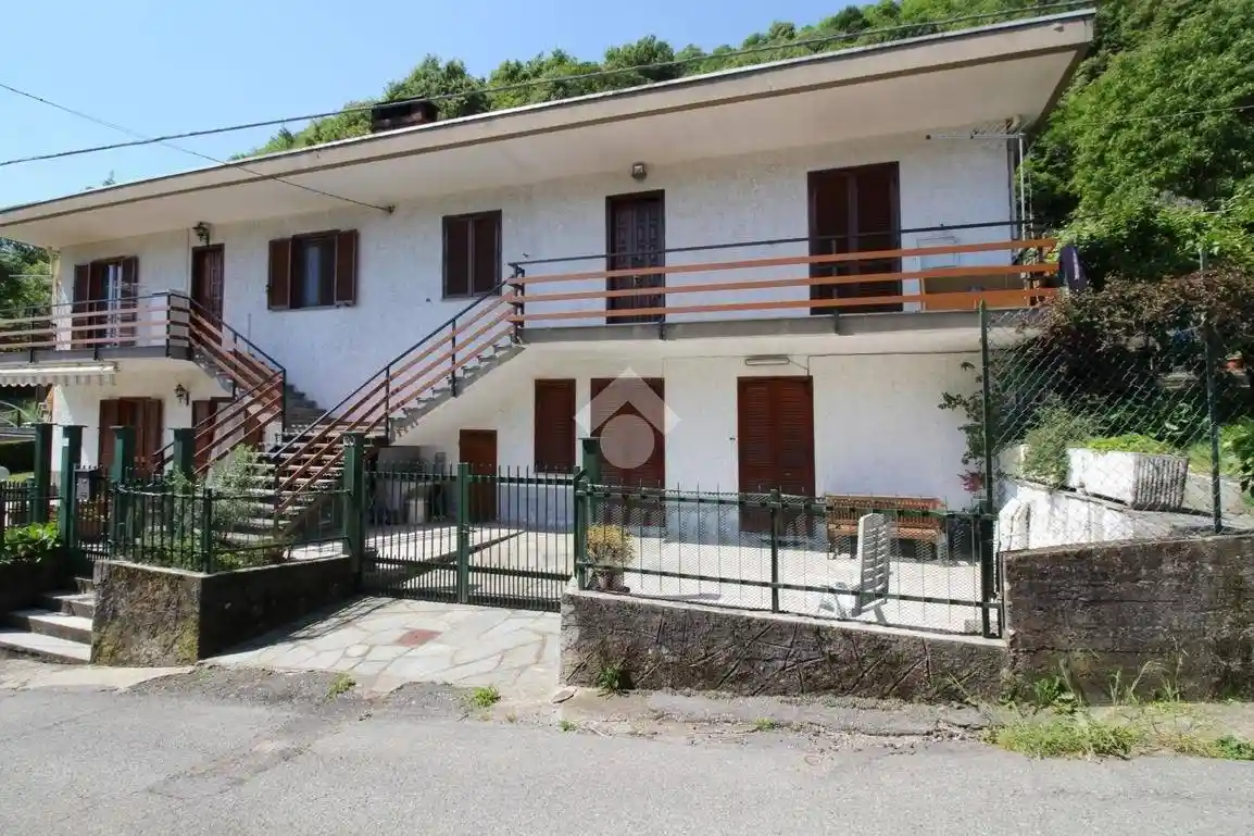 Casa indipendente in vendita a Inverso Pinasca