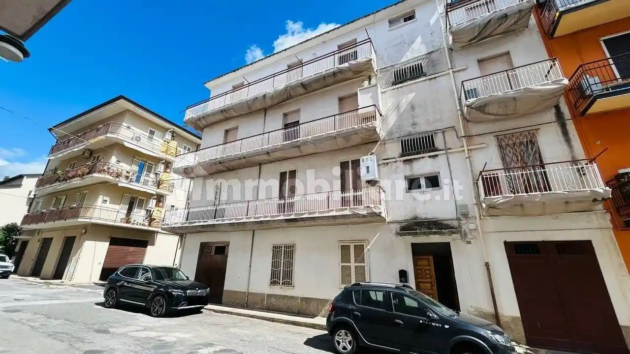 Casa indipendente in vendita a Lamezia Terme