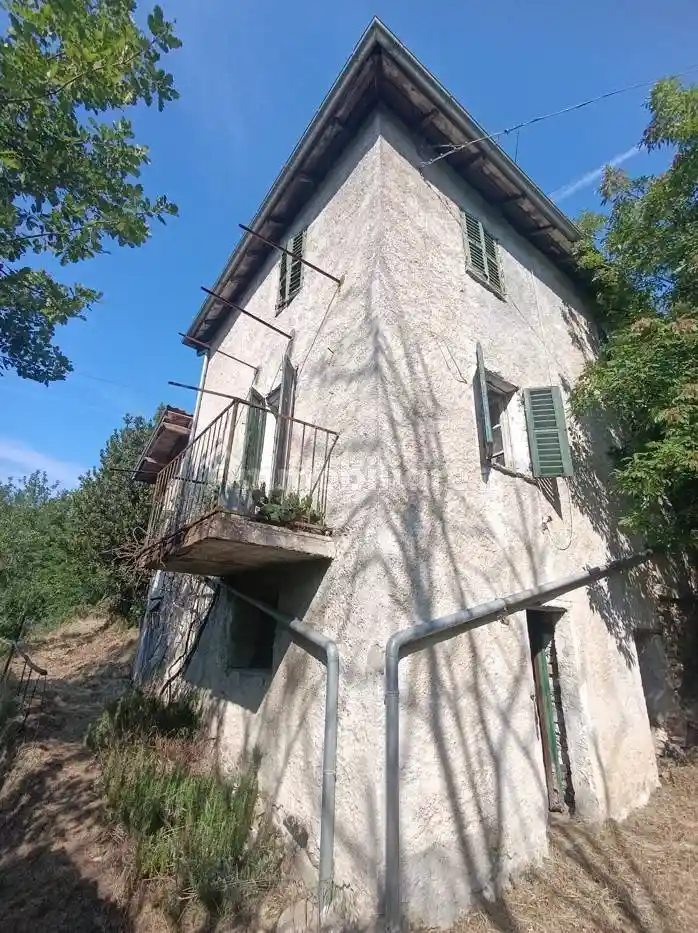 Rustico - Casale in vendita a Morbello