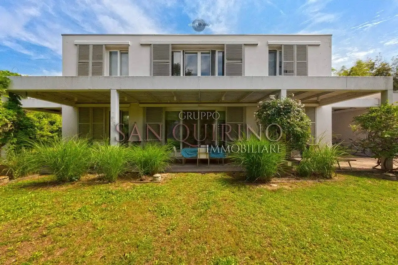 Villa in vendita a Reggiolo