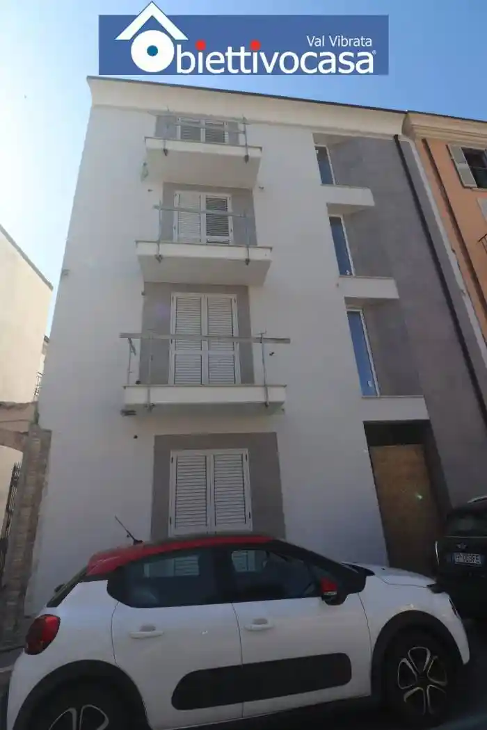 Appartamento in vendita a Nereto
