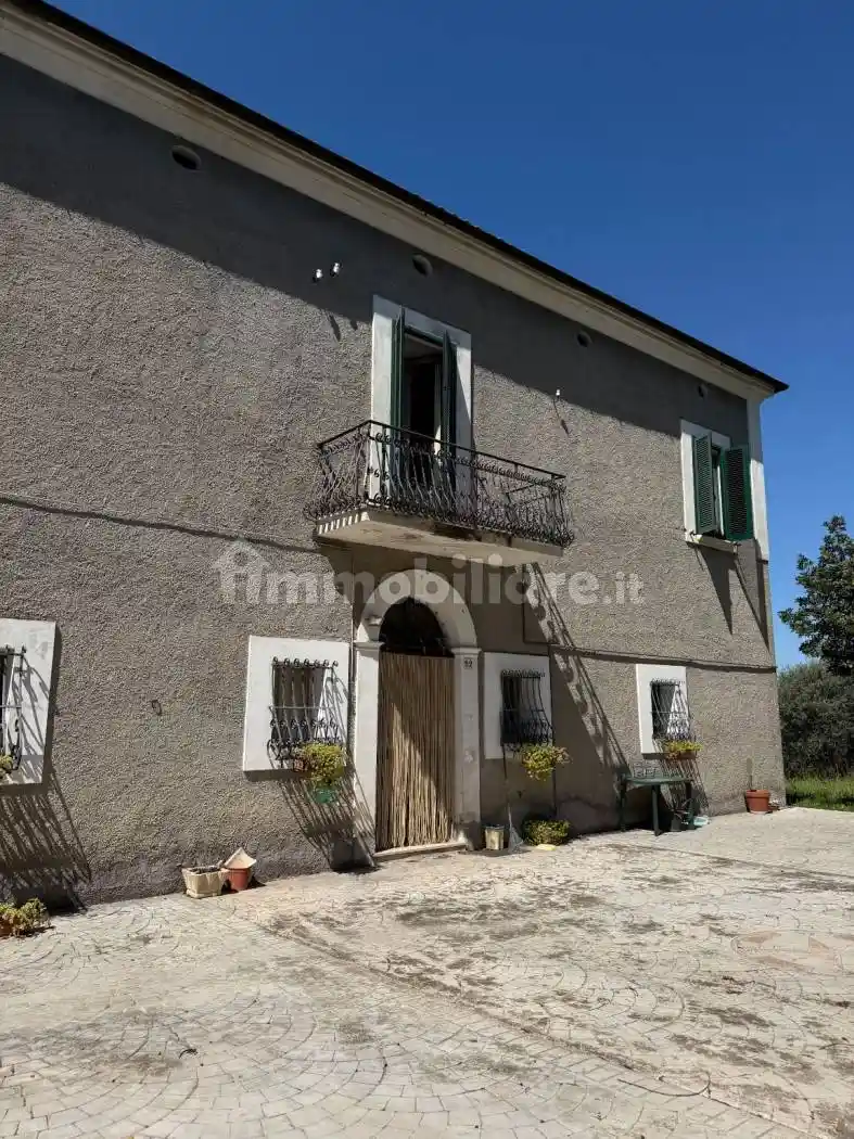 Villa in vendita a Canosa Sannita