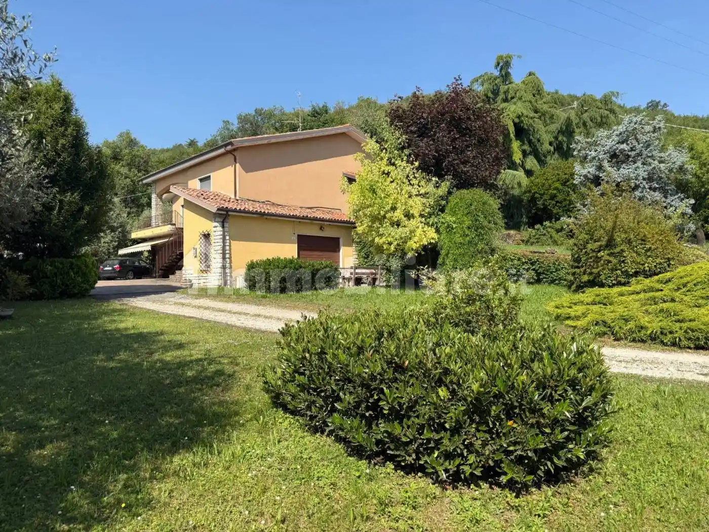 Villa in vendita a Serle