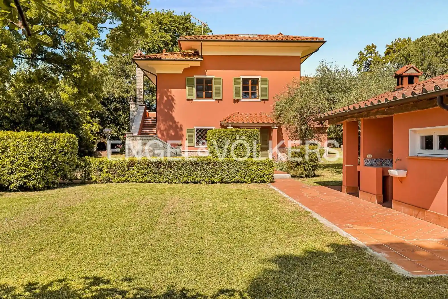 Villa in vendita a Castelnuovo Magra